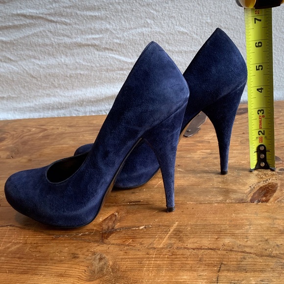 Steve Madden navy blue suede heels size 8 - Picture 4 of 5